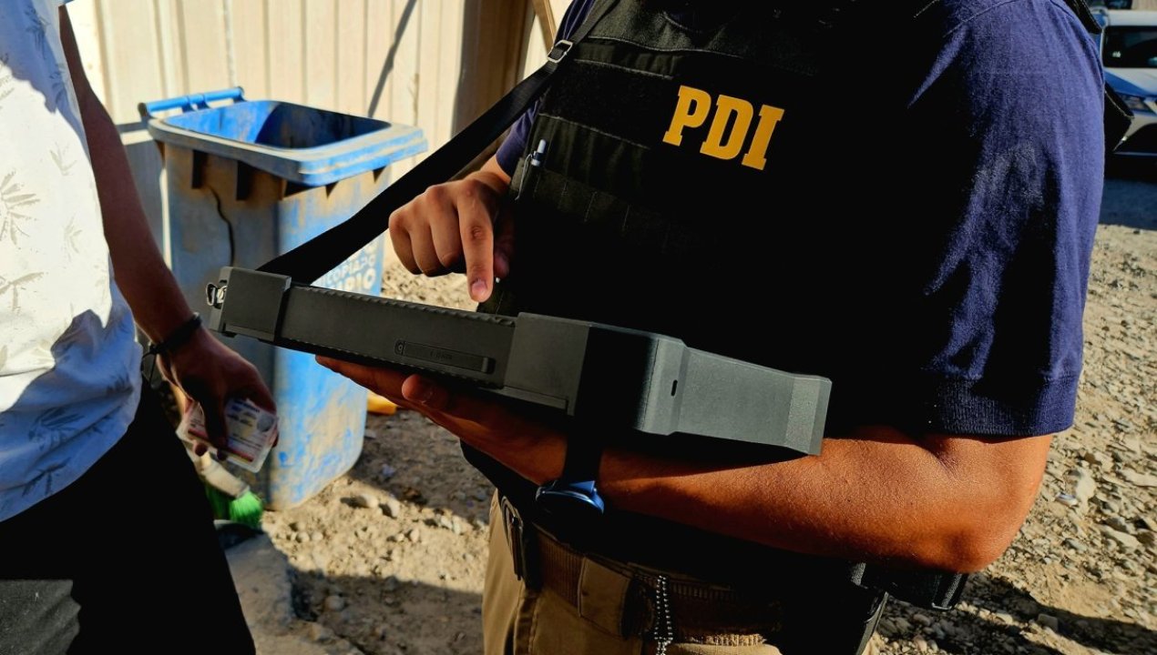 /pdi-atacama-denuncio-a-quince-extranjeros-tras-nuevas-fiscalizaciones-en