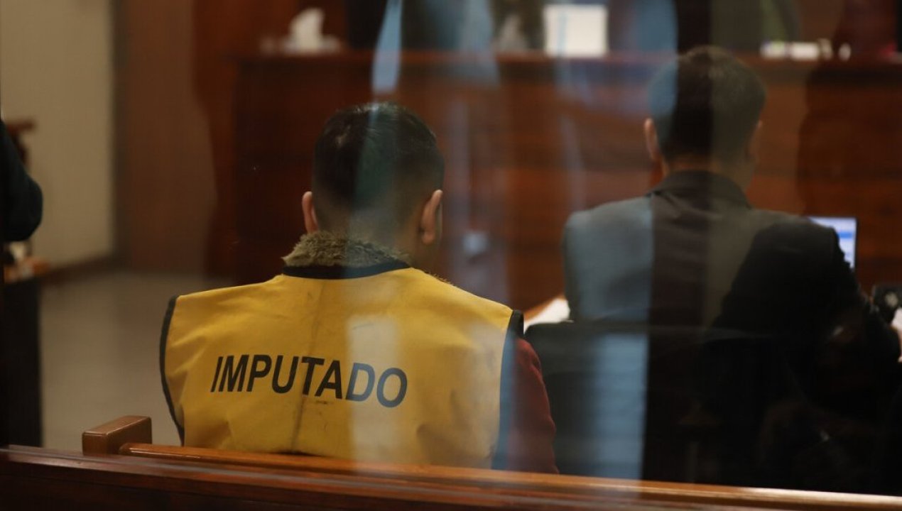 /regionales/region-de-la-araucania/profesor-queda-en-prision-preventiva-en-angol-es-acusado-de-violar-a-una