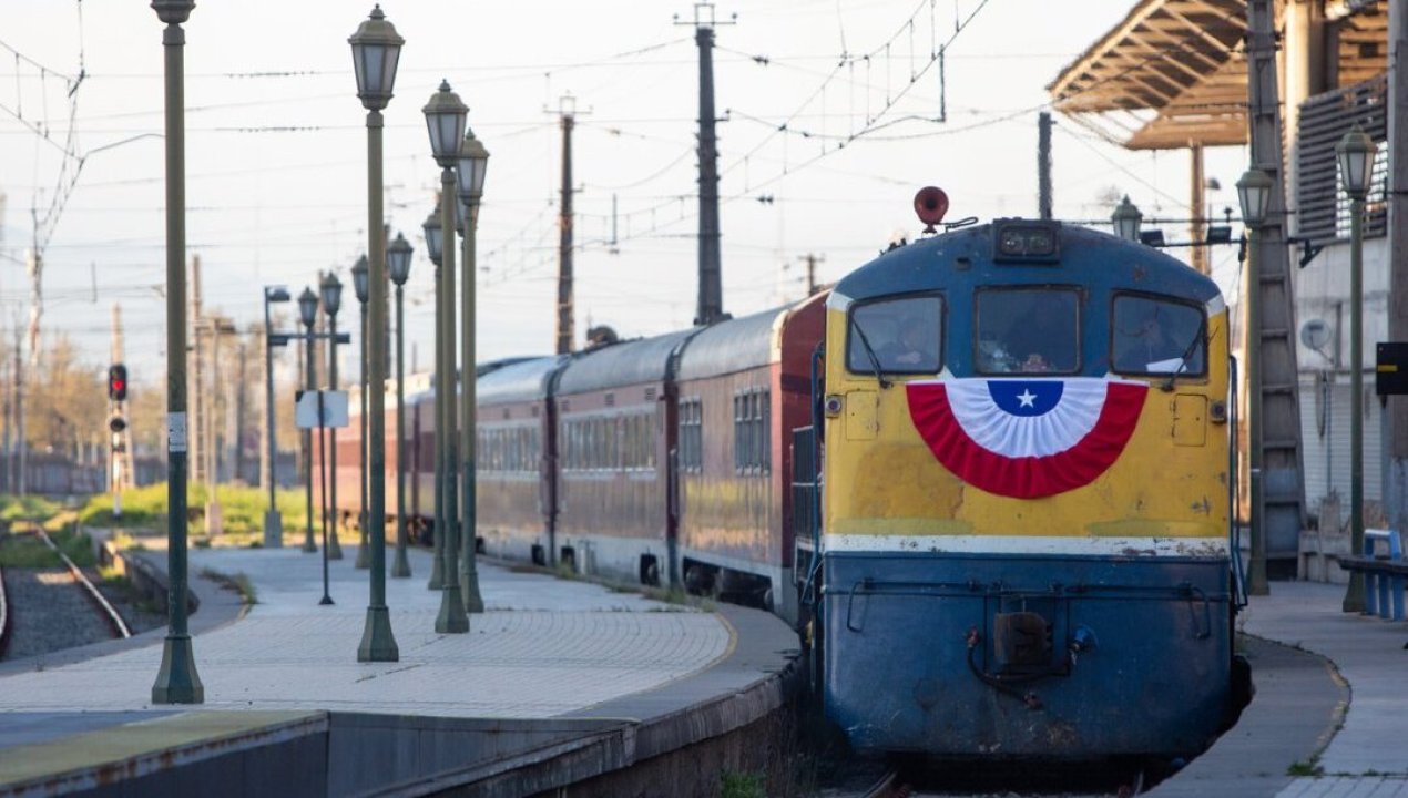 /actualidad/transportes/tren/tren-del-recuerdo-vuelven-los-viajes-especiales-durante-este-verano