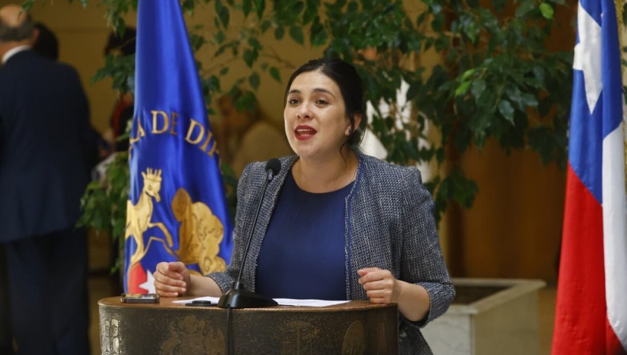 /actualidad/politica/camara-baja/no-daba-para-mas-la-salida-de-karol-cariola-de-la-presidencia-de-la