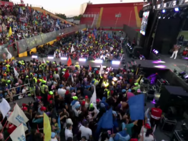 Así fue el cierre de campaña de Evelyn Matthei