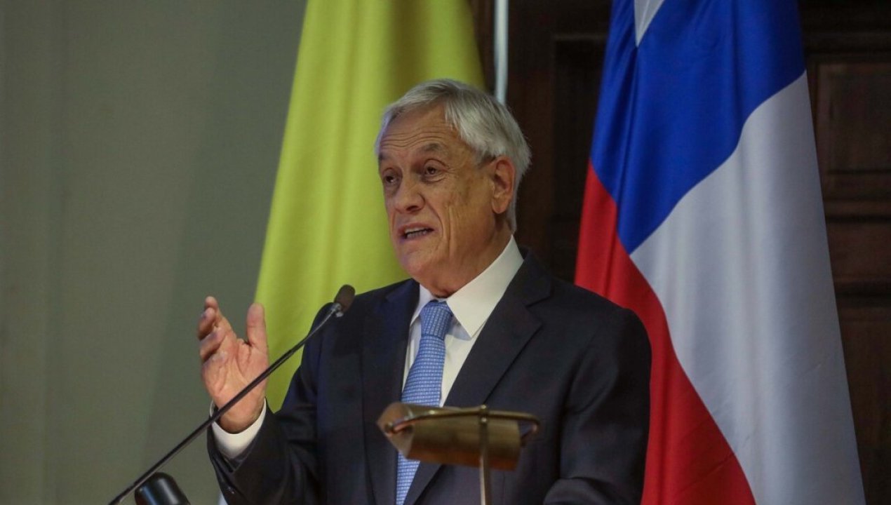 /magazine/libro-revela-la-estrategia-mas-inesperada-de-pinera-para-enfrentar-el