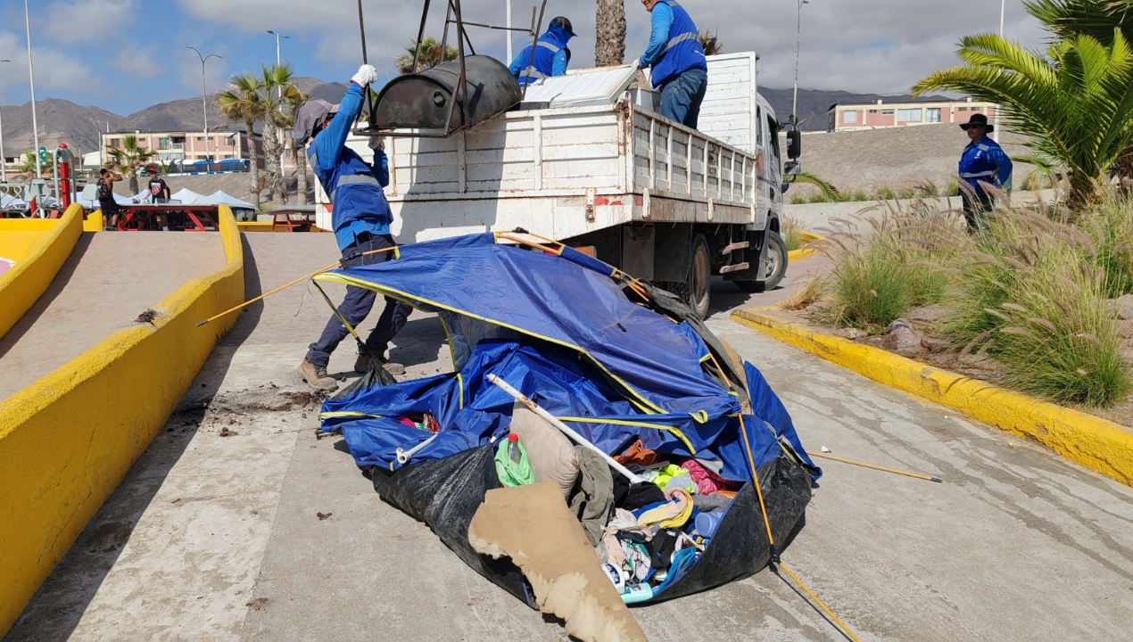 /comercio-ambulante-es-fiscalizado-en-playa-el-trocadero-de-antofagasta